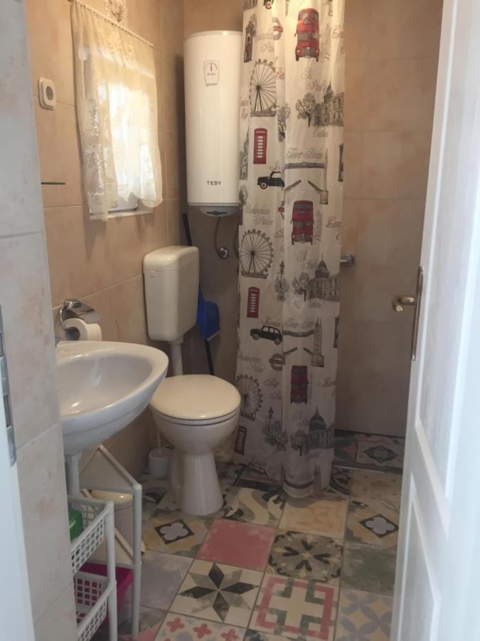 Appartement Vintage House For Rent 60M From Sea à Baška Voda Extérieur photo